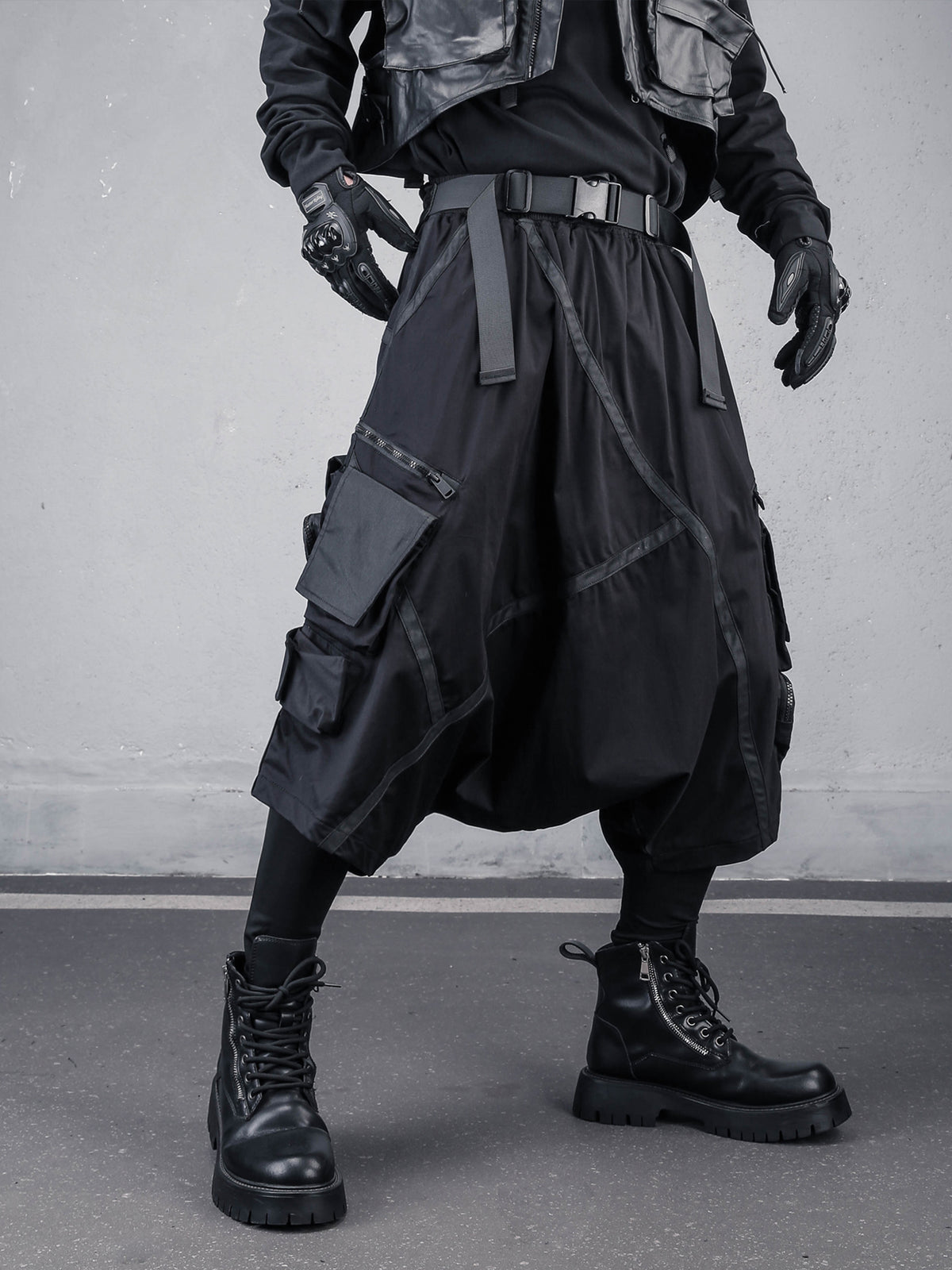 Heavy-Duty Techwear Drop Crotch Cargo Shorts