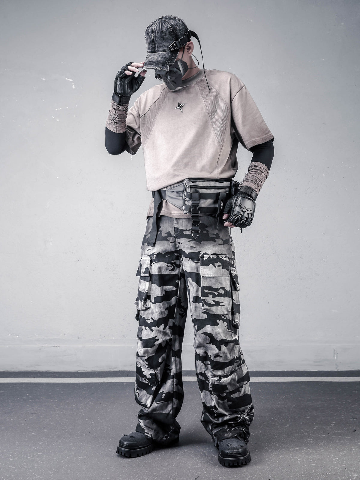 The Artisan Splatter Distressed Camo Pant