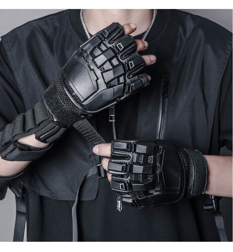The Vanguard Moto Leather Gloves