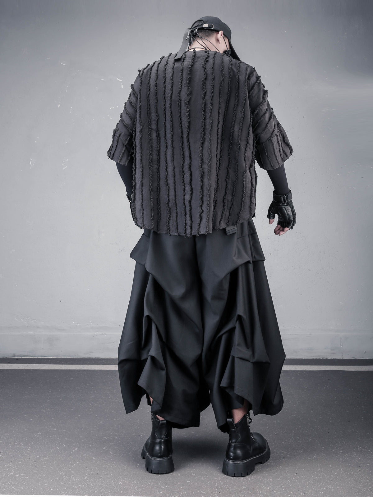 Wide Raglan Mid-Sleeve Top