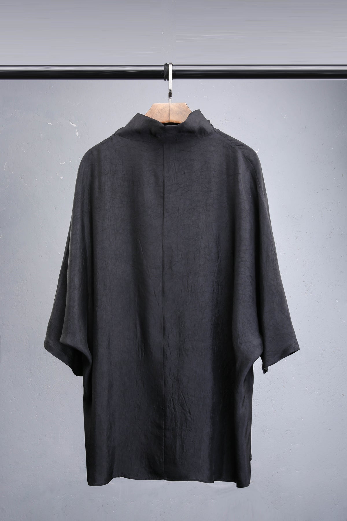 Asymmetric Stand-Collar Half-Sleeve Tee