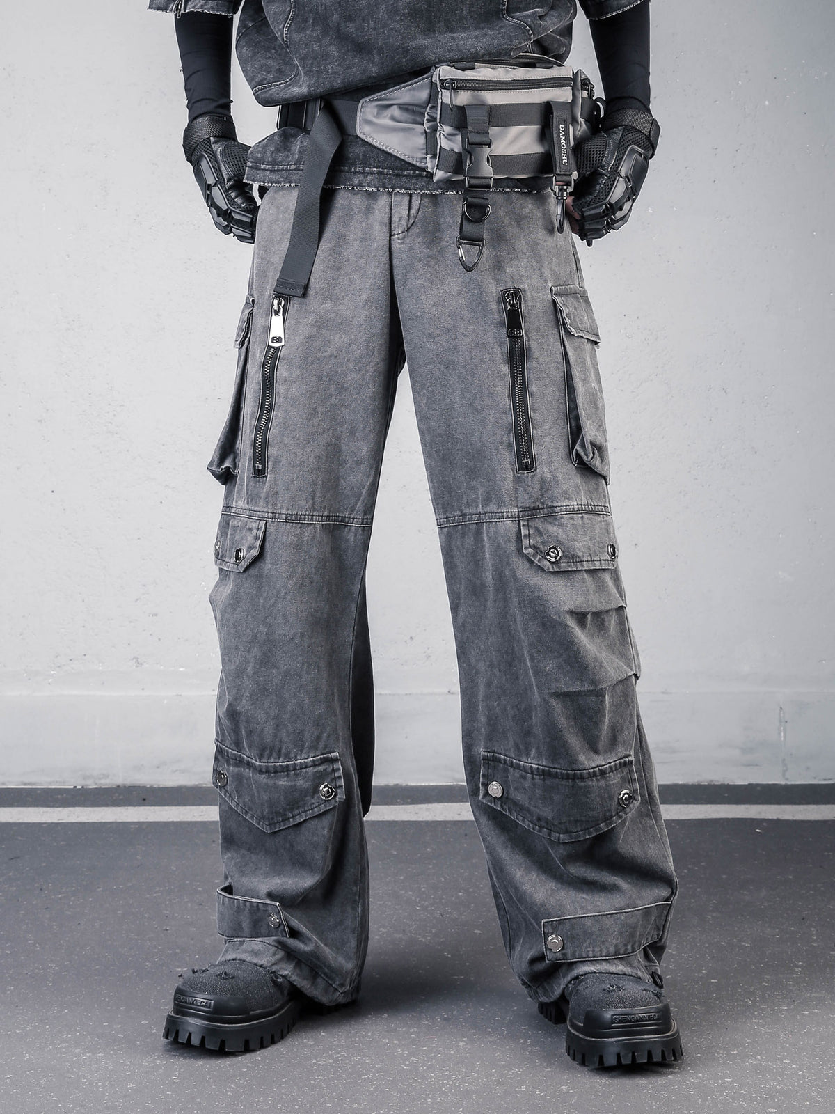 The Vintage Wash 3D Cargo Denim